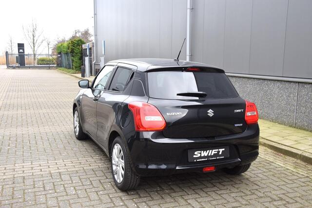 Suzuki SWIFT 1.2 Select Smart Hybrid | Achteruitrijcamera | Parkeersensoren achter | Stoelverwarming |