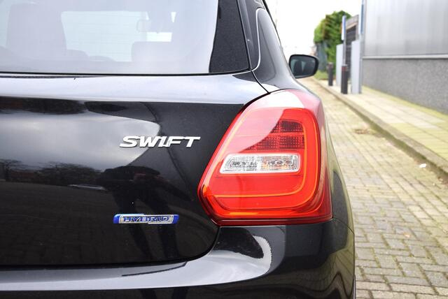 Suzuki SWIFT 1.2 Select Smart Hybrid | Achteruitrijcamera | Parkeersensoren achter | Stoelverwarming |