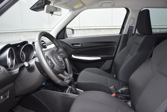 Suzuki SWIFT 1.2 Select Smart Hybrid | Achteruitrijcamera | Parkeersensoren achter | Stoelverwarming |