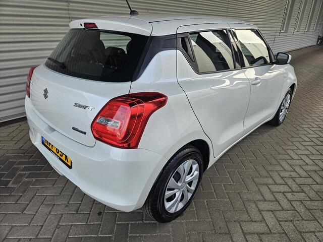 Suzuki SWIFT 1.2 Comfort Smart Hybrid