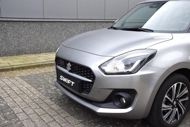 Suzuki SWIFT 1.2 Style Smart Hybrid | Apple carplay/android | Lichtmetalen velgen | Parkeersassistent |