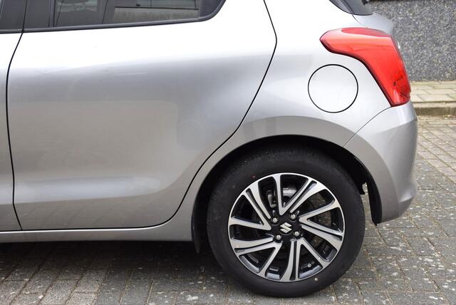 Suzuki SWIFT 1.2 Style Smart Hybrid | Apple carplay/android | Lichtmetalen velgen | Parkeersassistent |
