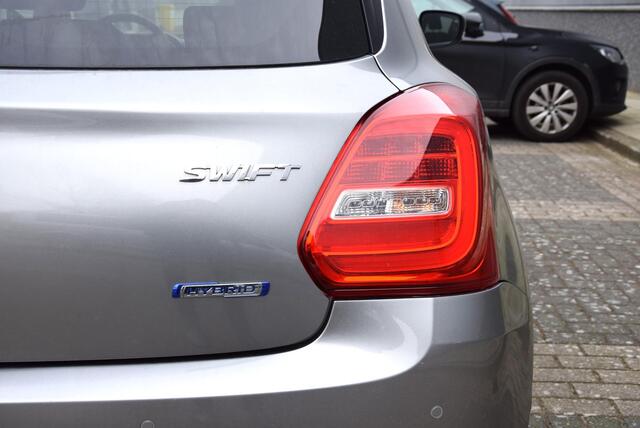 Suzuki SWIFT 1.2 Style Smart Hybrid | Apple carplay/android | Lichtmetalen velgen | Parkeersassistent |