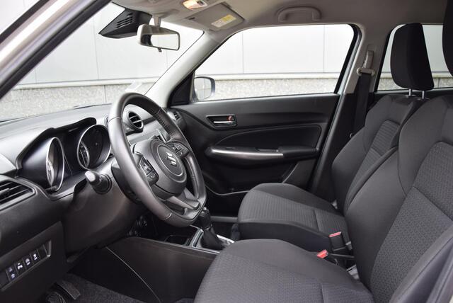 Suzuki SWIFT 1.2 Style Smart Hybrid | Apple carplay/android | Lichtmetalen velgen | Parkeersassistent |