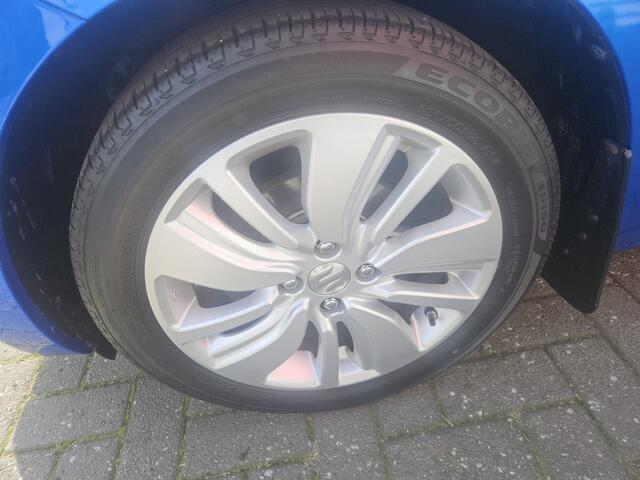 Suzuki SWIFT 1.0 Select ACTION *** BOOSTERJET-AIRCO-ELECTR.RAMEN-CV-SP.WIELEN,etc,etc. ***