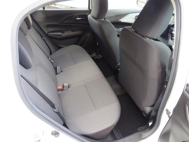Suzuki SWIFT 1.2 Style Smart Hybrid, Automaat, Camera, Parkeersensoren, Draadloos Carplay
