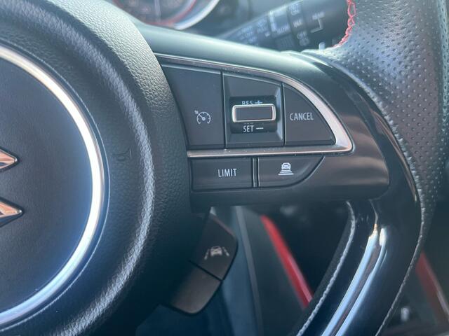 Suzuki SWIFT 1.4 Sport / Adaptive Cruise control / Lane assist / Navigatie /
