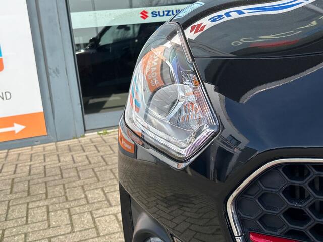 Suzuki SWIFT 1.0 Stijl Automaat | Navigatie | Climate controle |