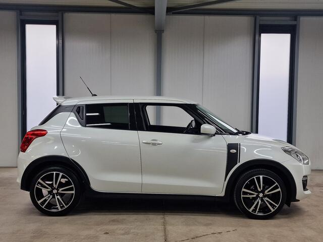 Suzuki SWIFT 1.2 Sportline Automaat | stoelverwarming | telefoon voorbereiding | DAB |