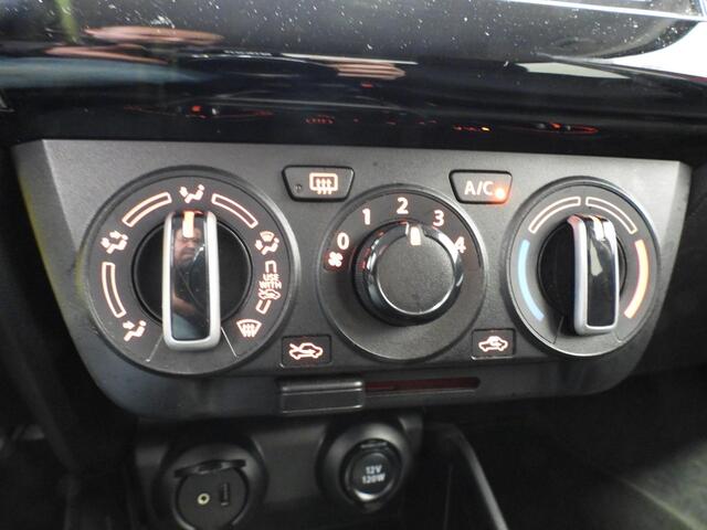 Suzuki SWIFT 1.2i Select NAVI/CAMERA/AIRCO/16"LMV!