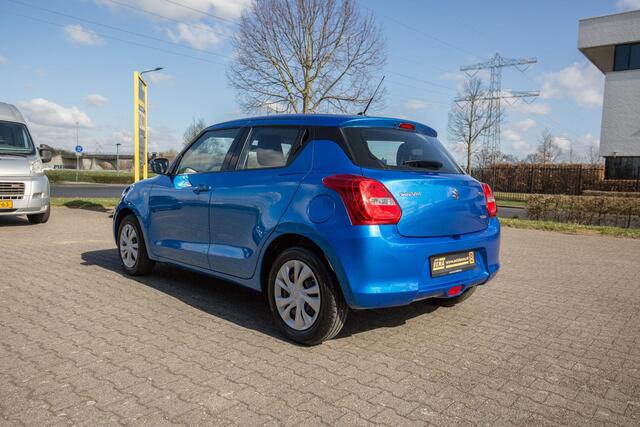 Suzuki SWIFT 1.2 Comfort Smart Hybrid