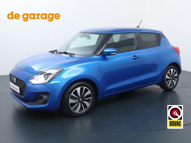 Suzuki SWIFT 1.0 Stijl | Automaat | Flippers | Multifunctioneel stuurwiel | Climate | Stoelverwarming | Achteruitrijcamera | Automatische verlichting | Cruise control | Speedlimiter | Spraakbediening | bluetooth | Navigatie | Apple carplay - Androidauto | Inklapbare s