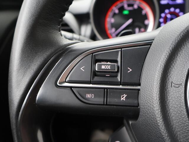 Suzuki SWIFT 1.0 Stijl | Automaat | Flippers | Multifunctioneel stuurwiel | Climate | Stoelverwarming | Achteruitrijcamera | Automatische verlichting | Cruise control | Speedlimiter | Spraakbediening | bluetooth | Navigatie | Apple carplay - Androidauto | Inklapbare s