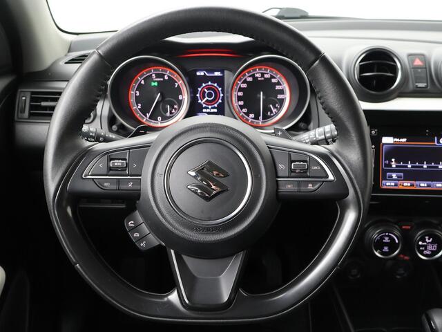 Suzuki SWIFT 1.0 Stijl | Automaat | Flippers | Multifunctioneel stuurwiel | Climate | Stoelverwarming | Achteruitrijcamera | Automatische verlichting | Cruise control | Speedlimiter | Spraakbediening | bluetooth | Navigatie | Apple carplay - Androidauto | Inklapbare s