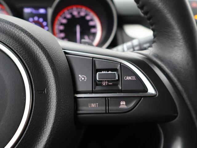 Suzuki SWIFT 1.0 Stijl | Automaat | Flippers | Multifunctioneel stuurwiel | Climate | Stoelverwarming | Achteruitrijcamera | Automatische verlichting | Cruise control | Speedlimiter | Spraakbediening | bluetooth | Navigatie | Apple carplay - Androidauto | Inklapbare s