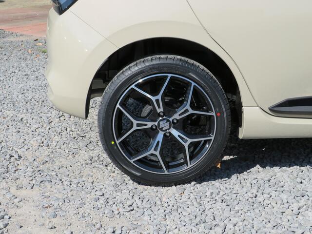 Suzuki SWIFT 1.2 Select Smart Hybrid, SPECIALE JUBILEUM EDITIE!! 17 inch velgen, Striping pakket en Shark Fin Antenne