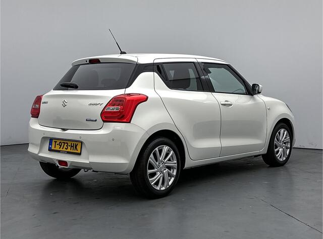 Suzuki SWIFT 1.2 Select Smart Hybrid Automaat | Airco | Navigatie | Camera | Stoelverwarming | Parkeersensoren | Dodehoekdetectie |