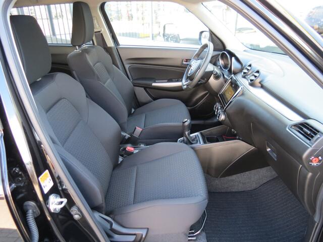 Suzuki SWIFT 1.2 Style Smart Hybrid Stoelverwarming | Android & Carplay | Parkeersensoren | Rijklaarprijs incl. 1 jaar Bovag garantie