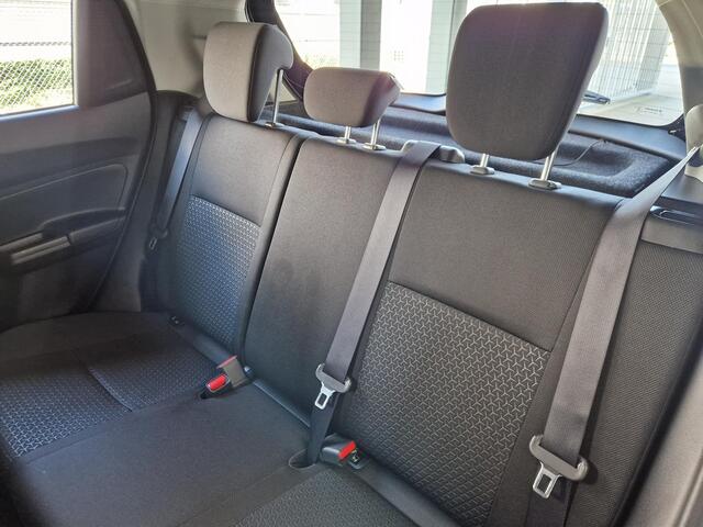 Suzuki SWIFT 1.2 Comfort Smart Hybrid