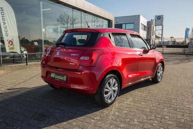 Suzuki SWIFT 1.2 Comfort Smart Hybrid