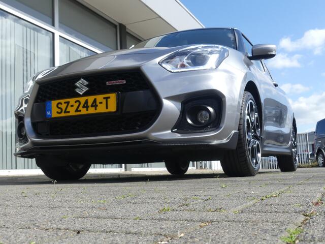 Suzuki SWIFT 1.4 Sport 141PK, Orig. NL Auto, Android Auto, Carplay, Achteruitrij Camera, Navigatie, Climate Control,