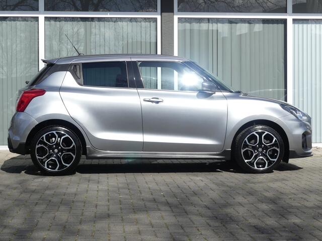 Suzuki SWIFT 1.4 Sport 141PK, Orig. NL Auto, Android Auto, Carplay, Achteruitrij Camera, Navigatie, Climate Control,