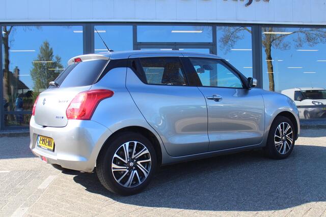 Suzuki SWIFT 1.2 Style Smart Hybrid