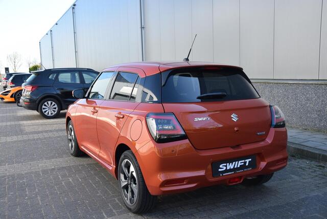 Suzuki SWIFT 1.2 Style Smart Hybrid | Apple carplay/android | Stoelverwarming | Dodehoek detectie |