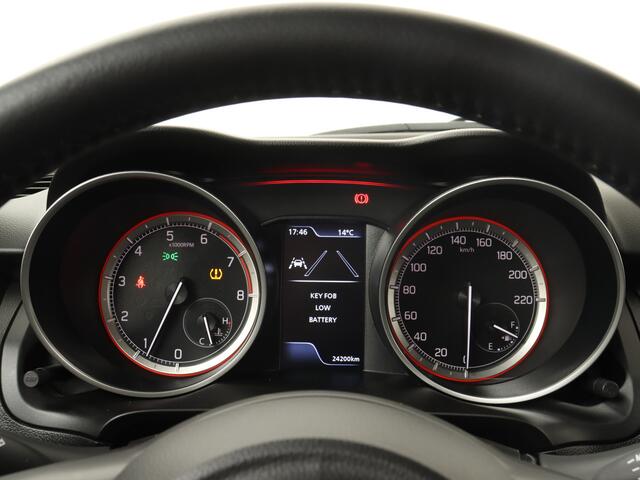 Suzuki SWIFT 1.2 Style Smart Hybrid | Climate Control | Cruise Control | Metaallak |