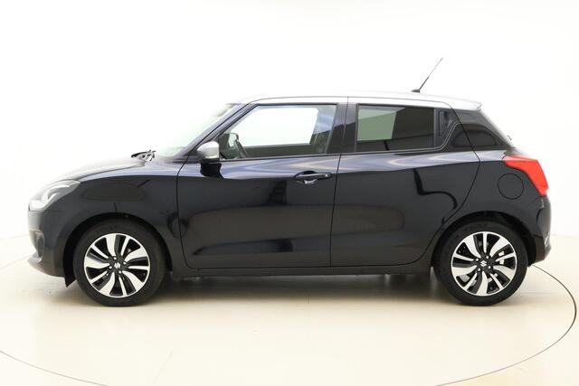 Suzuki SWIFT 1.2 Stijl Smart Hybrid 90pk | Navigatie | Camera | Trekhaak | Cruise Control | Stoelverwarming | Lichtmetalen Velgen