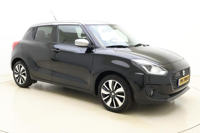 Suzuki SWIFT 1.2 Stijl Smart Hybrid 90pk | Navigatie | Camera | Trekhaak | Cruise Control | Stoelverwarming | Lichtmetalen Velgen
