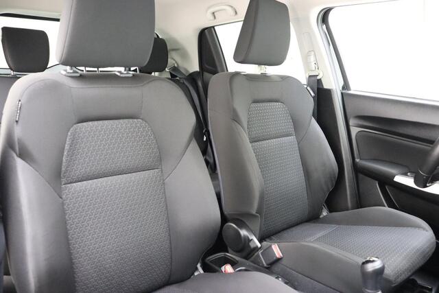 Suzuki SWIFT 1.2 Stijl Smart Hybrid 90pk | Navigatie | Camera | Trekhaak | Cruise Control | Stoelverwarming | Lichtmetalen Velgen