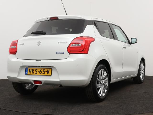 Suzuki SWIFT 1.2 Select Smart Hybrid Limited | Apple Carplay/Android Auto | Camera | Lichtmetalen Velgen | Stoelverwarming |