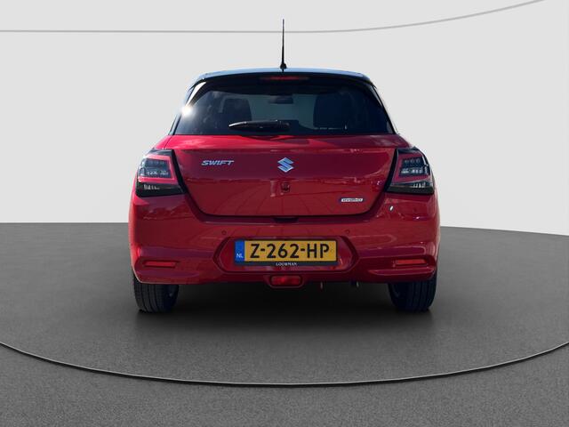 Suzuki SWIFT 1.2 Style Smart Hybrid DEMO > wacht op fotomoment