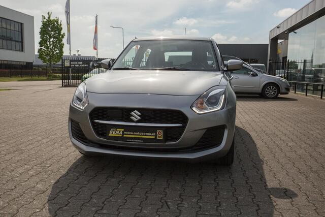 Suzuki SWIFT 1.2 Comfort Smart Hybrid 1 jaar garantie