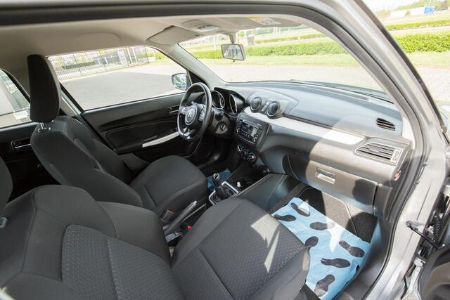 Suzuki SWIFT 1.2 Comfort Smart Hybrid 1 jaar garantie