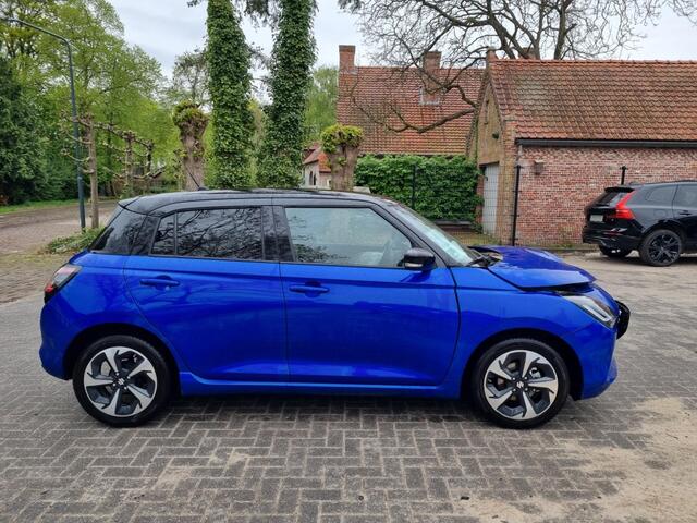 Suzuki SWIFT 1.2 Style Smart Hybr