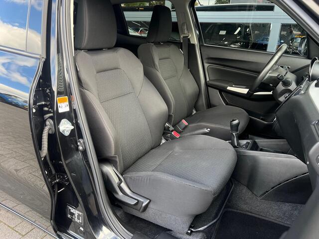 Suzuki SWIFT 1.0 Select Airco CarPlay Camera