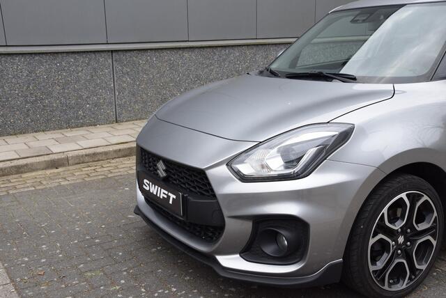 Suzuki SWIFT 1.4 Sport Smart Hybrid | Sport interieur | Volledig onderhouden | Apple carplay/android |
