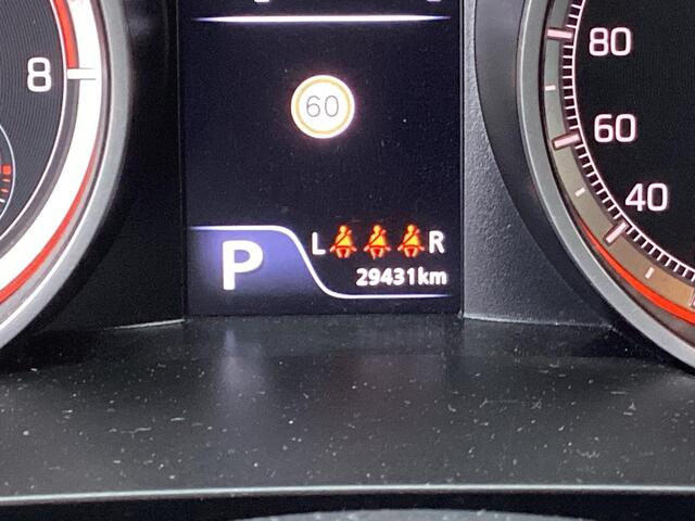 Suzuki SWIFT 1.2 Select Smart Hybrid Automaat Parelmoer camera lm velgen weinig kilometers.