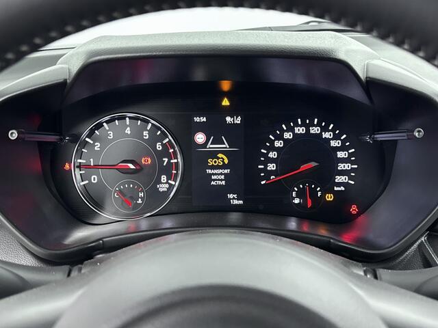 Suzuki SWIFT 1.2 Style Smart Hybrid | Stoelverwarming | Parkeersensoren | Achteruitrijcamera | Bi-tone Metallic lak |