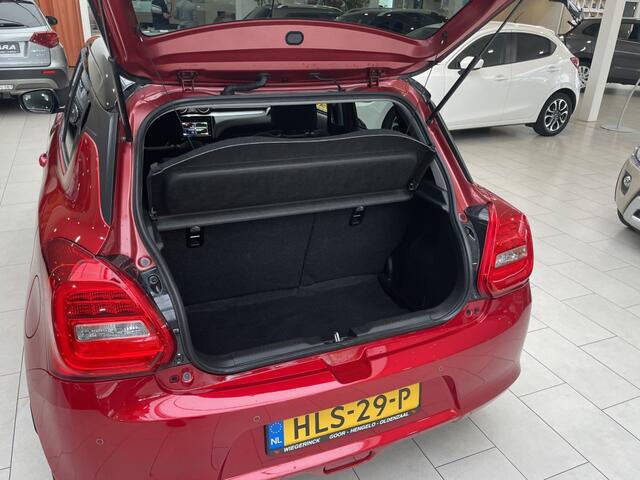 Suzuki SWIFT 1.2 Stijl Smart Hybrid [ APPLECARPLAY | CAMERA | CRUISE CONTROL]