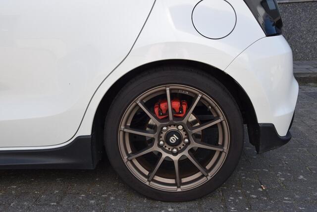 Suzuki SWIFT 1.4 Sport | Dealer onderhouden | 1e eigenaar | Zeer nette staat!! |