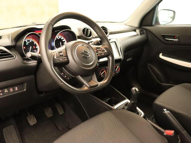 Suzuki SWIFT 1.2 Select Smart Hybrid - ACHTERUITRIJ CAMERA - PARKEERSENSOREN ACHTER - DODEHOEK DETECTIE - STOELVERWARMING - APPLE CARPLAY/ANDROID AUTO - CRUISE CONTROL