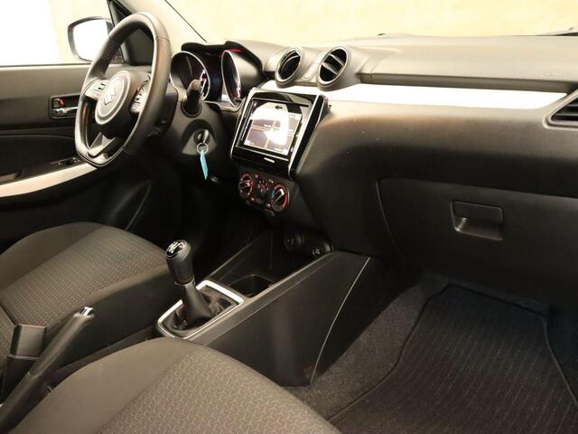 Suzuki SWIFT 1.2 Select Smart Hybrid - ACHTERUITRIJ CAMERA - PARKEERSENSOREN ACHTER - DODEHOEK DETECTIE - STOELVERWARMING - APPLE CARPLAY/ANDROID AUTO - CRUISE CONTROL
