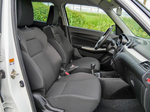 Suzuki SWIFT 1.2 Select Smart Hybrid | CAMERA | APPLE CARPLAY |