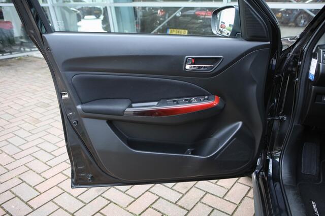 Suzuki SWIFT 1.4 Sport | Achteruitrijcamera | Navi |
