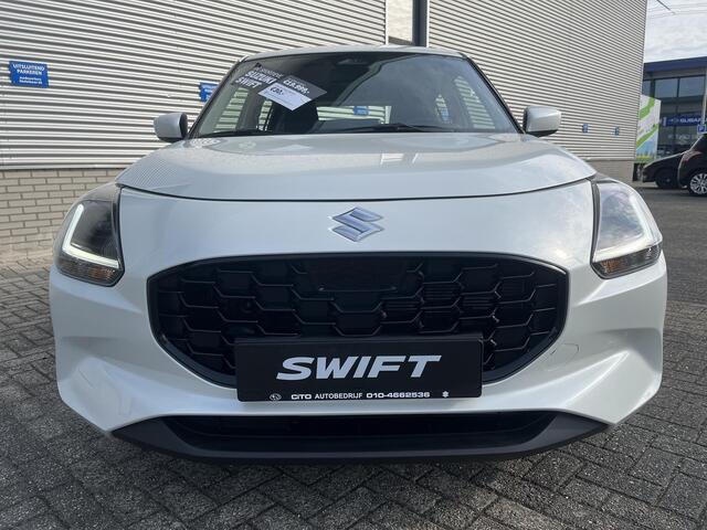 Suzuki SWIFT 1.2 Comfort Smart Hybrid | Direct Uit Voorraad Leverbaar | ¤2300 Korting!!!!! | Apple & Android auto