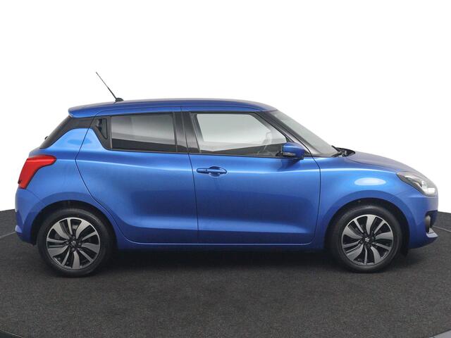 Suzuki SWIFT 1.2 Stijl Smart Hybrid | Trekhaak | Keyless Entry | Navigatie | Cruise Control | Climate Control |