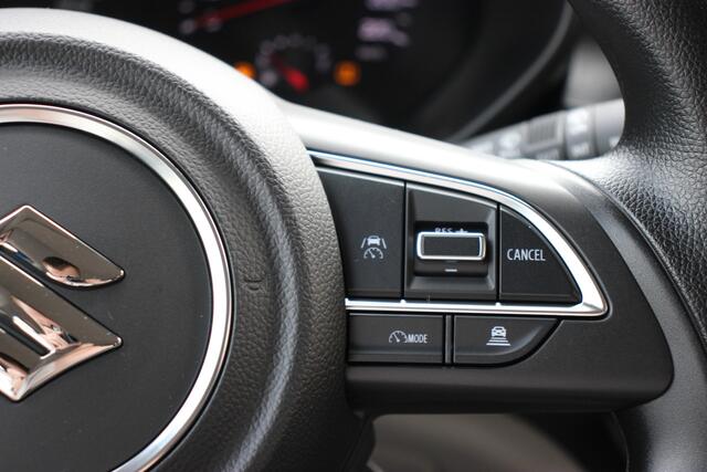 Suzuki SWIFT 1.2 Comfort Hybrid | NIEUW! | ¤ 2.300,- euro korting! | Direct leverbaar |